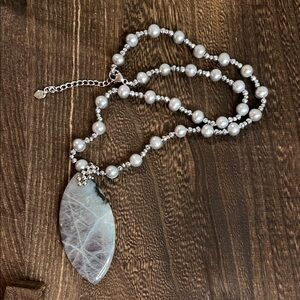 Elegant Pearl and Stone Necklace